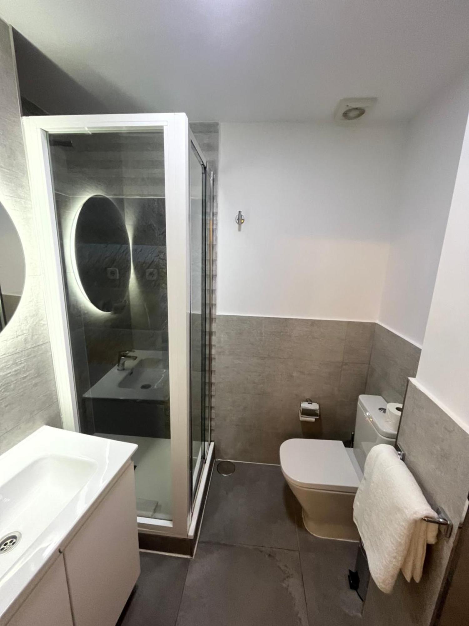 Gran Via Urban Apartments Madrid Ngoại thất bức ảnh